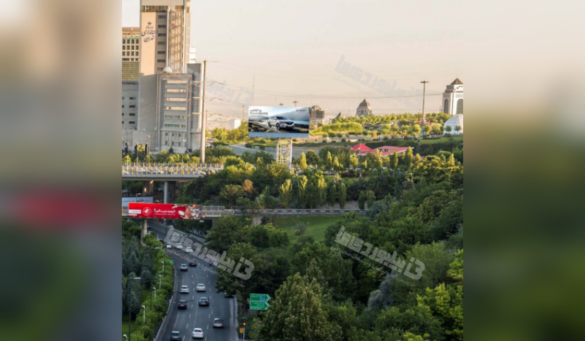بیلبورد سه وجهی بزرگراه مدرس